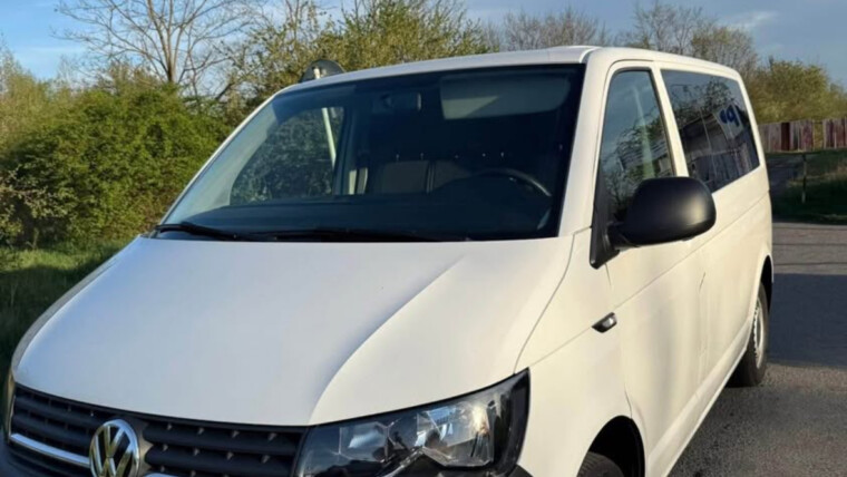 (Đã bán)Volkswagen Transporter T6 DSG 9 chỗ